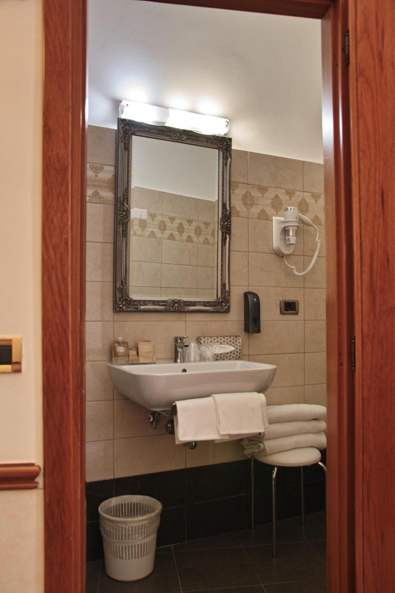 Hotell Hiberia 3*